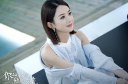 LOL决赛-王朝更迭之夜，2026世界杯G组焦点战，迪亚斯以艺术足球撕裂英格兰，西班牙开启新纪元