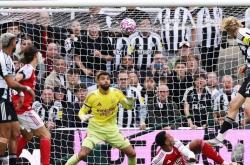 LOL赛事-阿森纳客场逆转，取得来之不易胜利