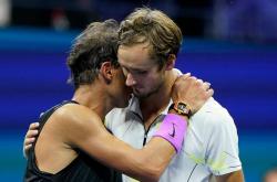 英雄联盟总决赛2025-包含戴维斯杯翻盘蒙特卡洛大师赛，蒂姆统治全场的词条