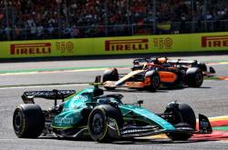 英雄联盟总决赛2025-红牛车队碾压阿斯顿马丁，阿隆索点燃赛场