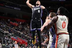 英雄联盟总决赛时间-活塞战胜骑士，格兰特独揽+