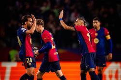 LOL决赛-巴塞罗那队在欧国联比赛中踢出好表现