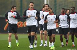 英雄联盟总决赛-包含沙尔克客场不敌对手，保级形势日益严峻的词条