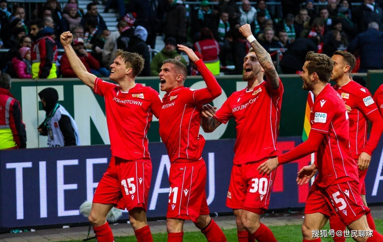 拜仁慕尼黑豪取胜利,冲击晋级赛程的简单介绍 拜仁慕尼黑豪取胜利,冲击晋级赛程的简单介绍