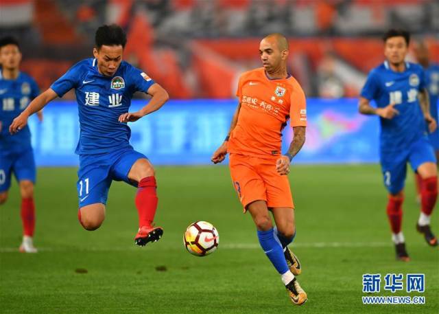 包含河南建业客场击败鲁能，逆转形势迎来转机的词条