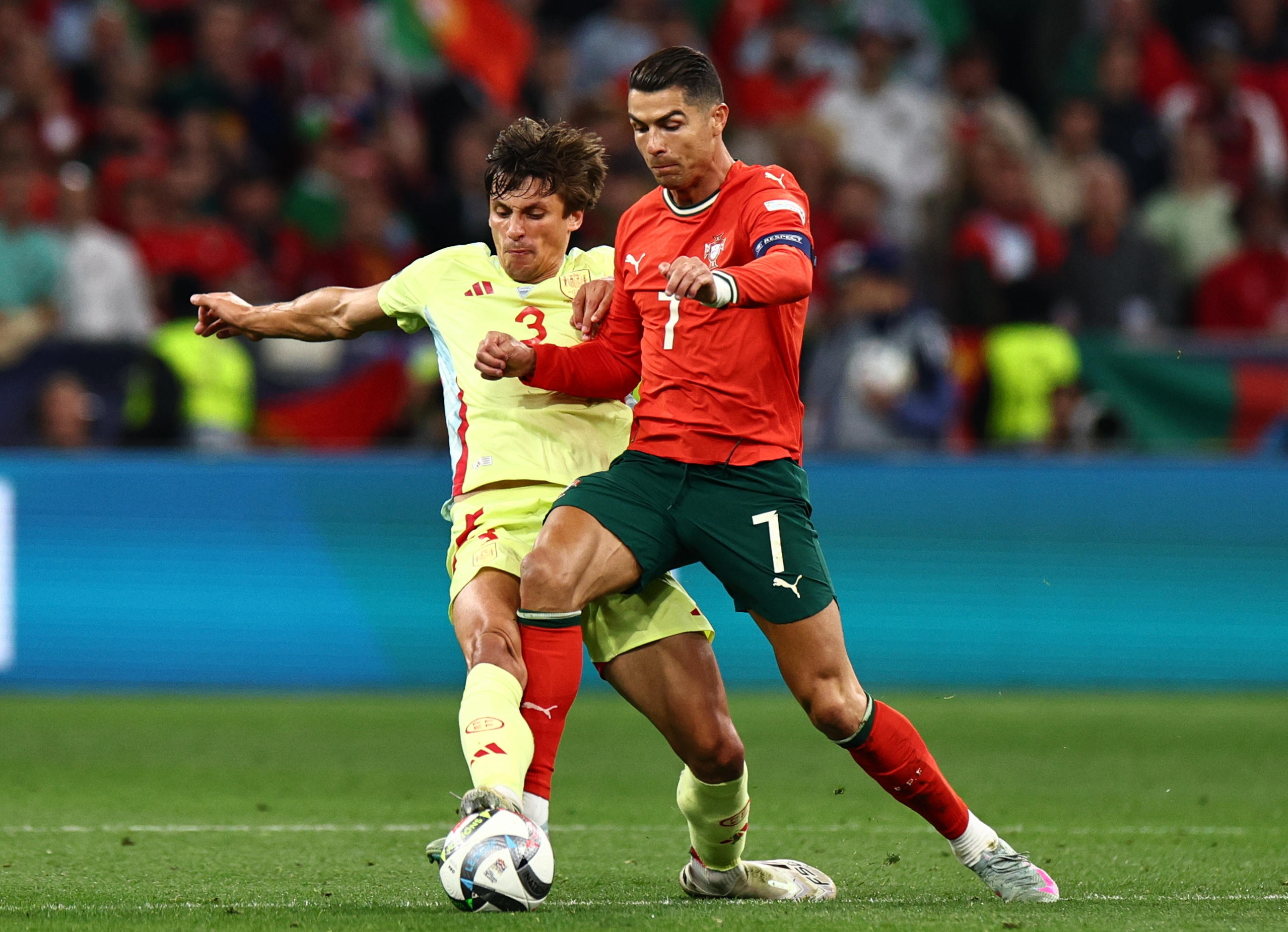 关于葡萄牙豪取胜利,成功晋级欧洲杯预选赛决赛的信息 关于葡萄牙豪取胜利,成功晋级欧洲杯预选赛决赛的信息