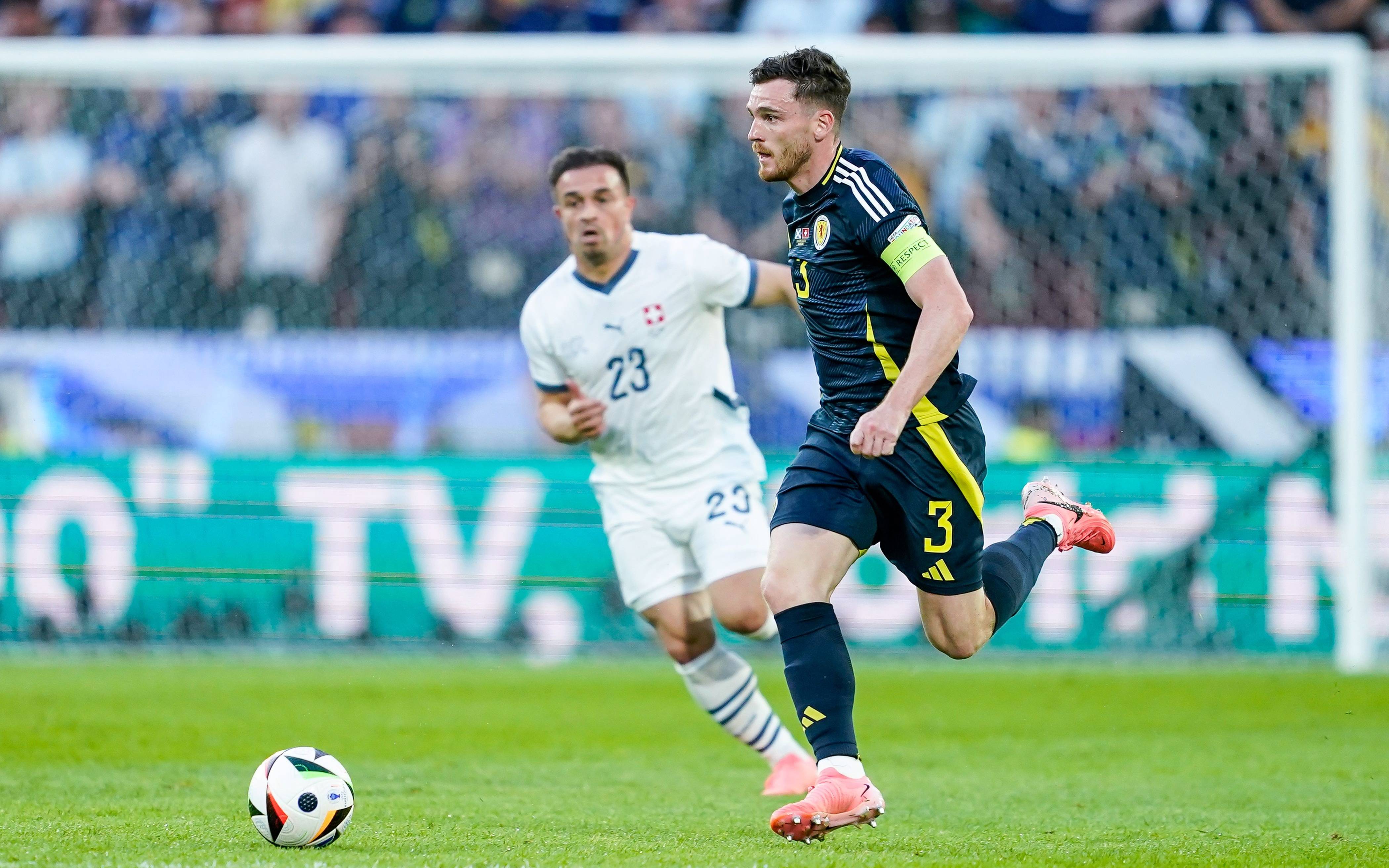 包含欧洲杯预选赛赛场上的精彩瞬间回味无穷的词条 包含欧洲杯预选赛赛场上的精彩瞬间回味无穷的词条