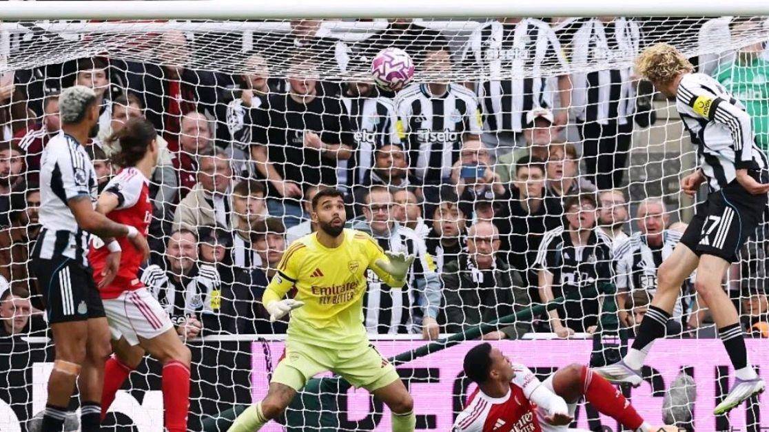 阿森纳客场逆转,取得来之不易胜利 阿森纳客场逆转,取得来之不易胜利