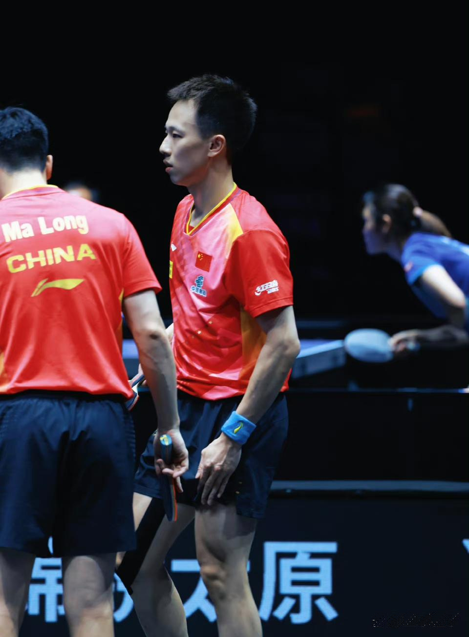 奥地利队完胜中国队,林高远点燃赛场 奥地利队完胜中国队,林高远点燃赛场