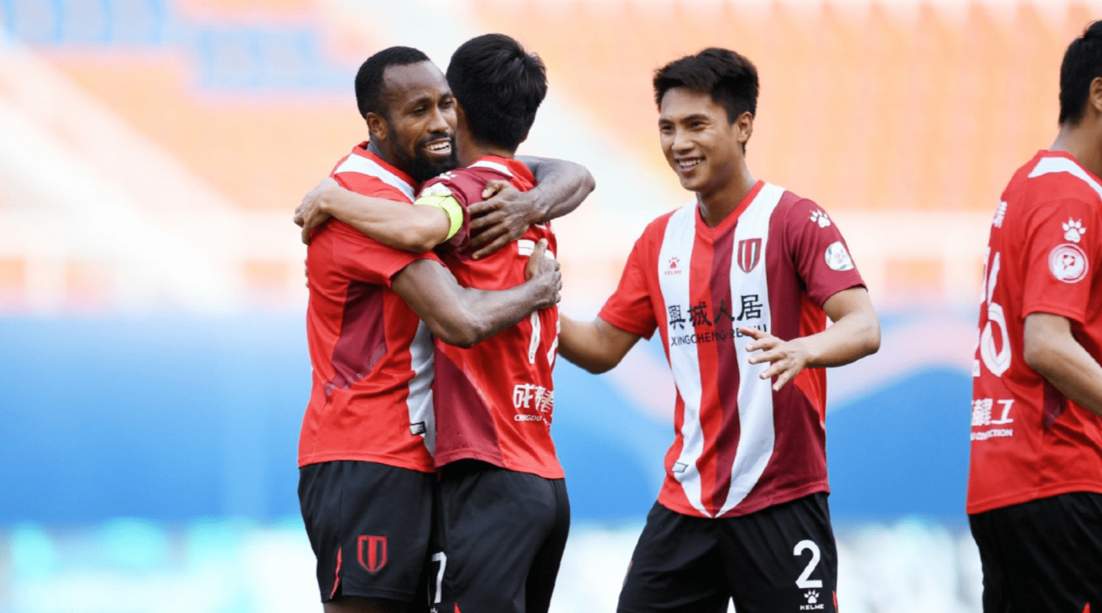 乌尔姆客场爆冷取胜,积分榜前列交战激烈 乌尔姆客场爆冷取胜,积分榜前列交战激烈