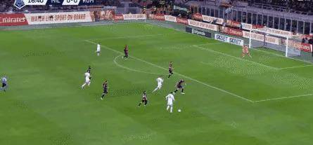 哥伦比亚横扫AC米兰,加维点燃赛场 哥伦比亚横扫AC米兰,加维点燃赛场