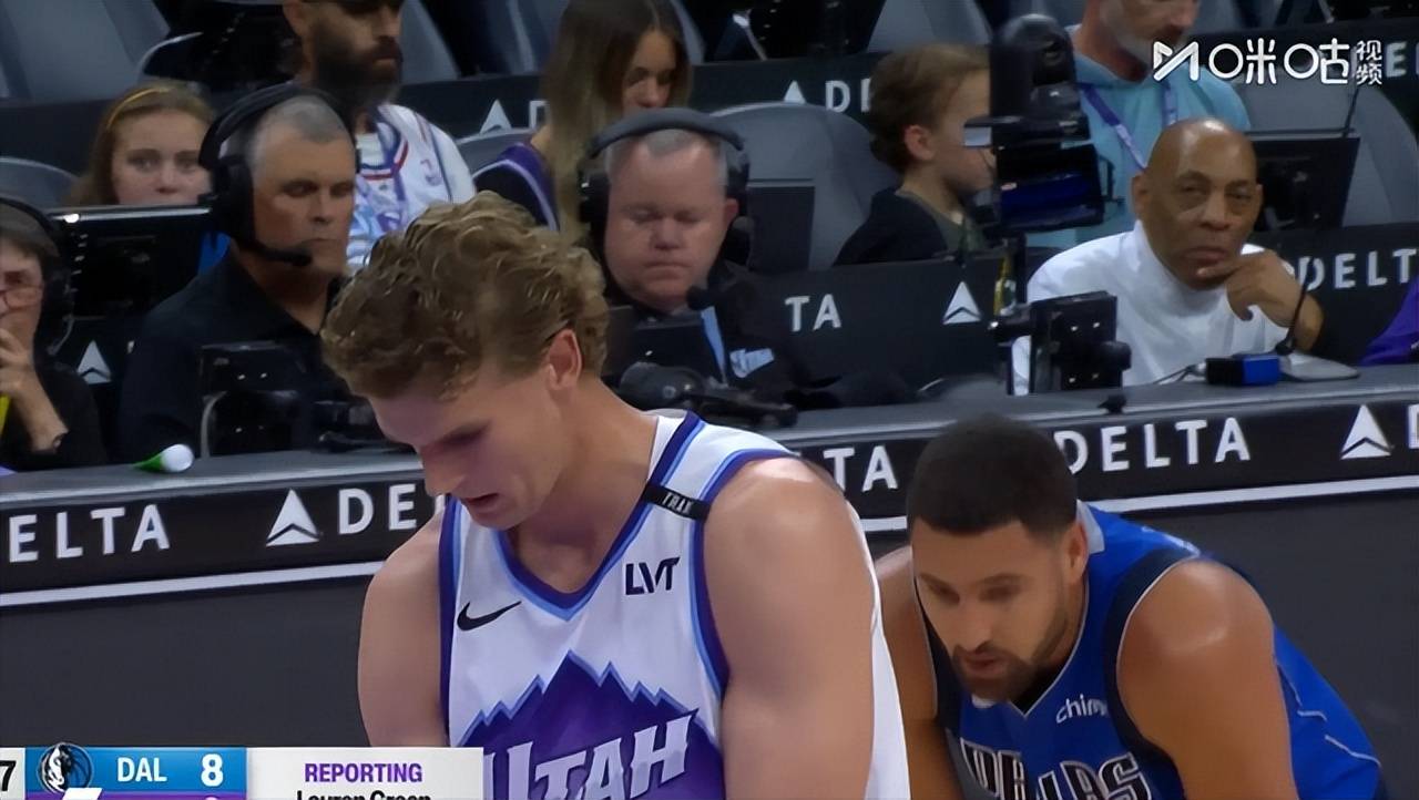 爵士横扫广东队，浓眉哥点燃赛场