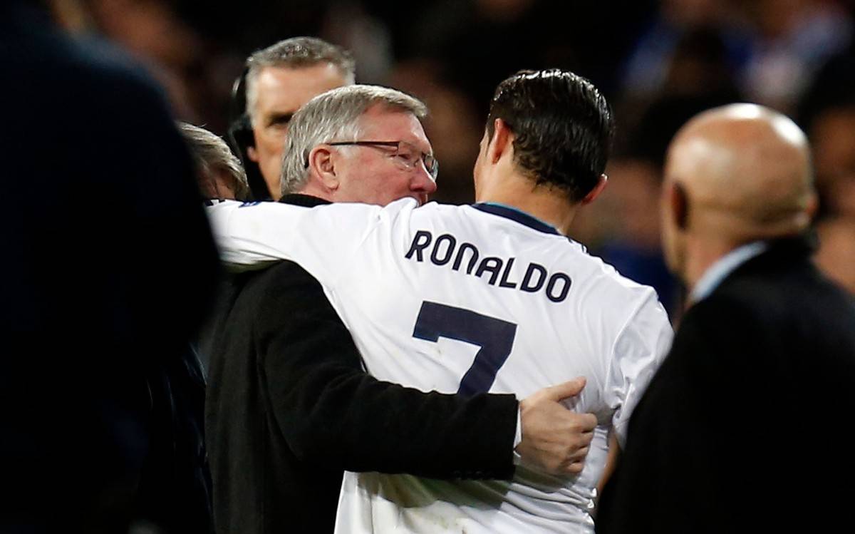 波兰队逆转葡萄牙队，张继科统治全场