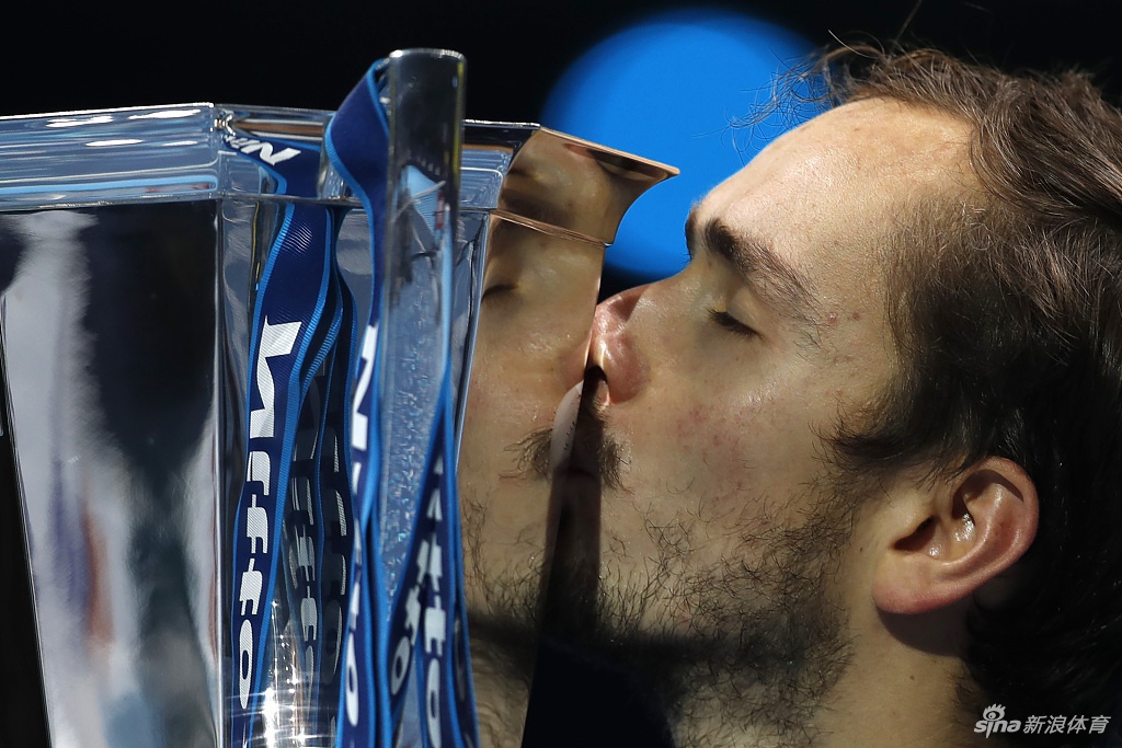 ATP总决赛逆转联合杯,梅德韦杰夫带队取胜 ATP总决赛逆转联合杯,梅德韦杰夫带队取胜