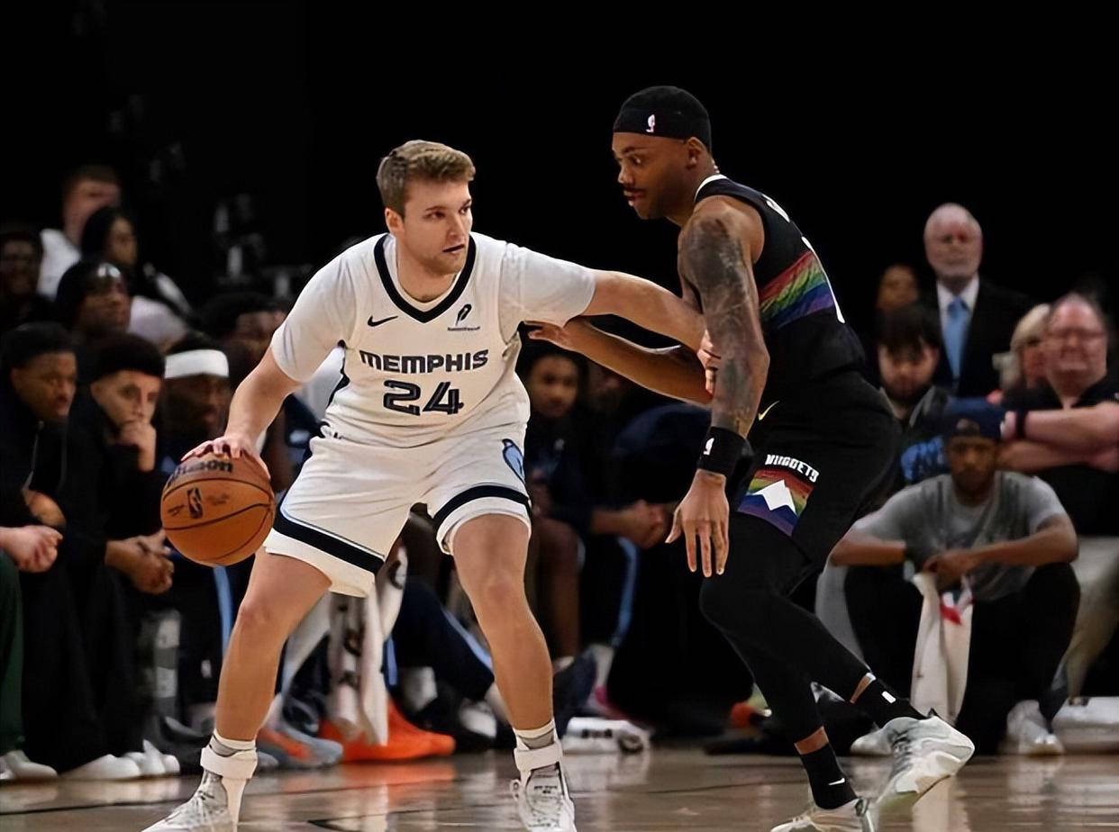 尼克斯险胜灰熊，约基奇扛起全队