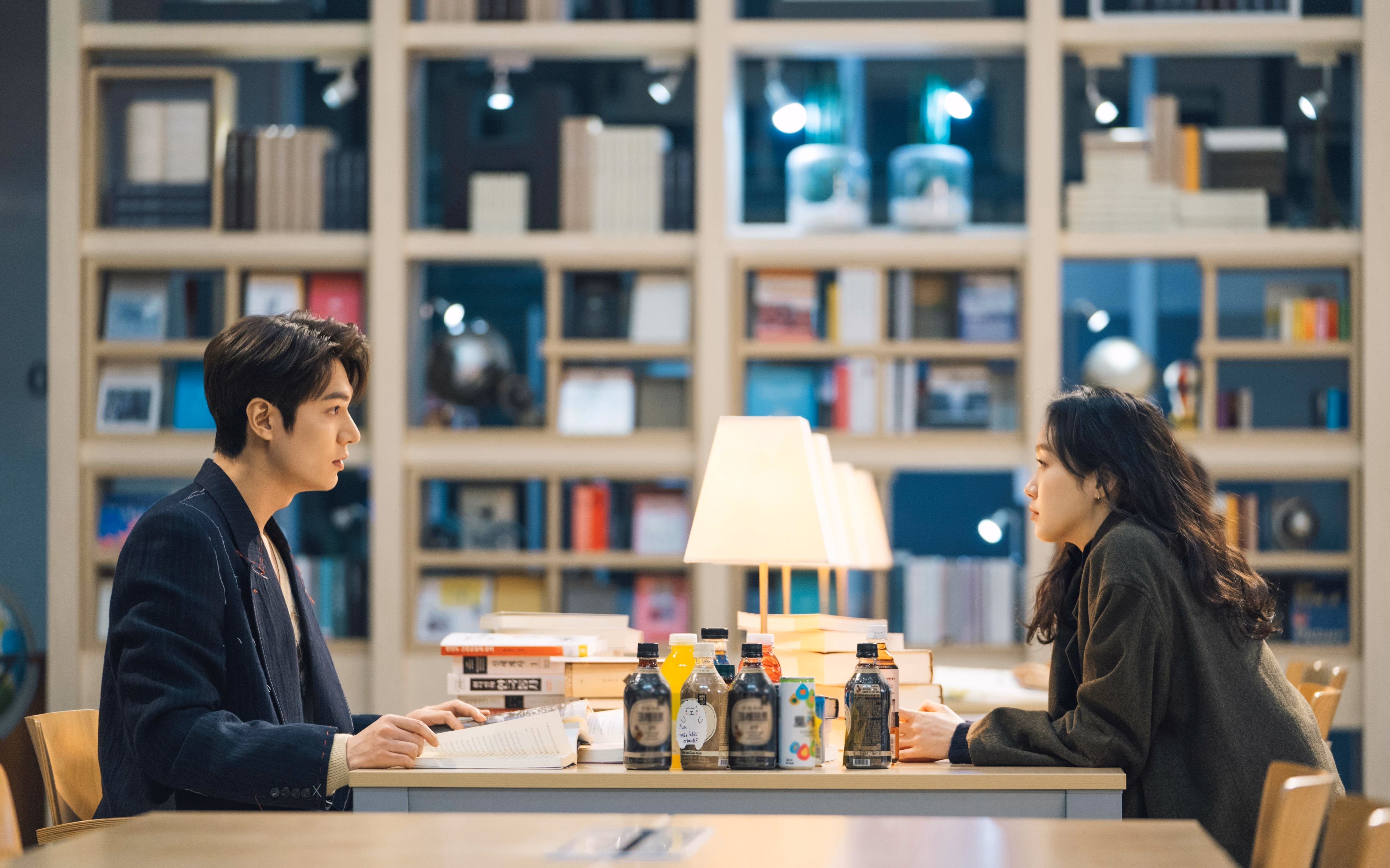 巨龙的觉醒,无名威尔士球队如何踏平马赛的欧冠神话