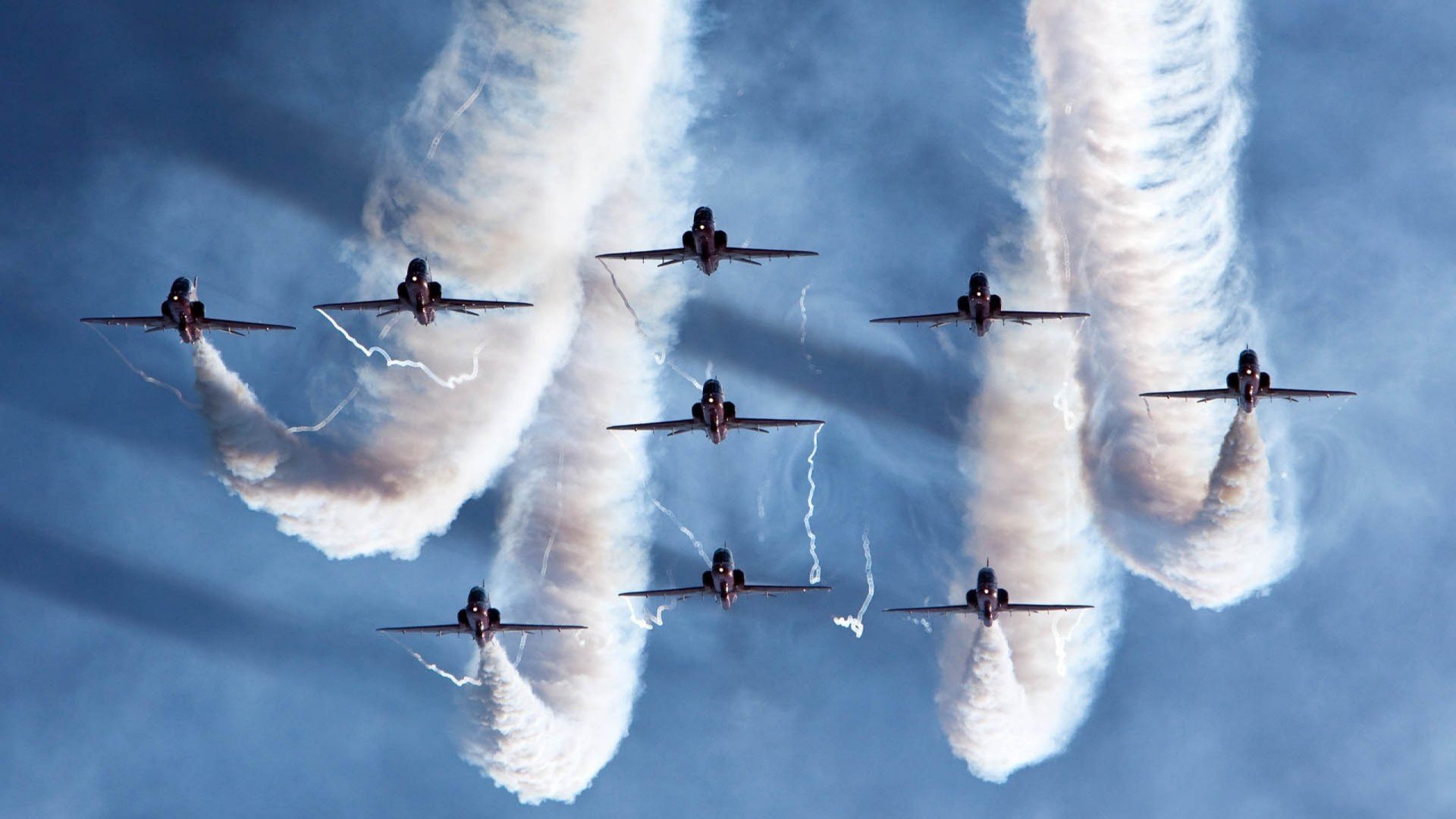 双线制霸,从CBA决胜局到NBA-F1隐喻,论关键时刻的绝对掌控力