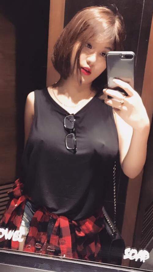 赛道诗人与篮球先知,当街道赛的胎痕遇见塔图姆的脉搏