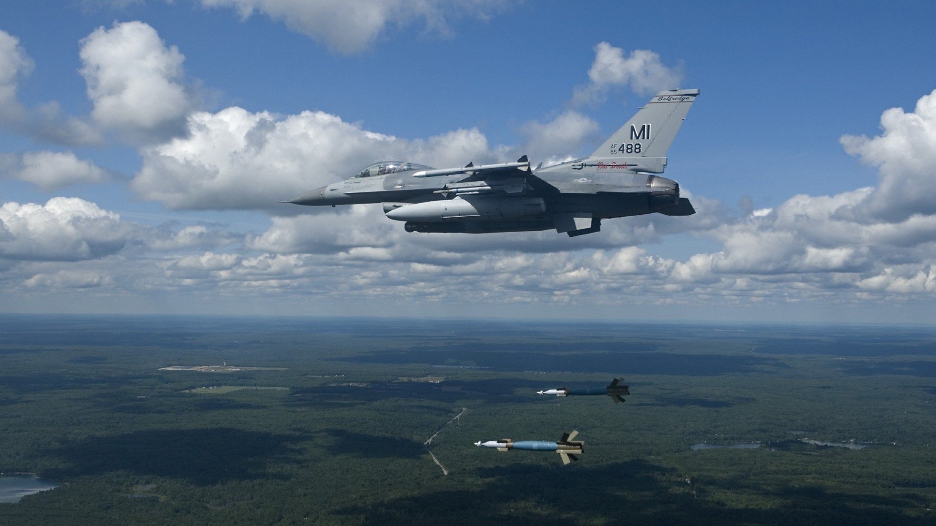 从新奥尔良到马尼拉,一场冷门如何预演了未来的接管